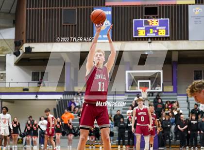 Thumbnail 2 in Danville vs. Beech Grove (IHSAA 3A Regional Final) photogallery.
