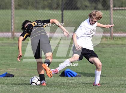 Thumbnail 2 in Caledonia-Mumford @ Greece Athena photogallery.