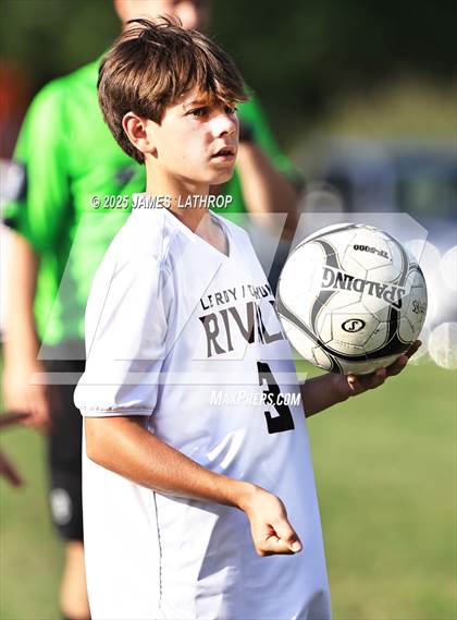 Thumbnail 2 in Caledonia-Mumford @ Greece Athena photogallery.
