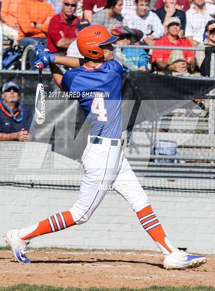 Thumbnail 1 in St. Louis Catholic @ E.D. White(LHSAA Division II Quarterfinals) photogallery.