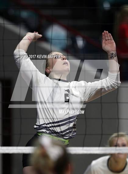 Thumbnail 2 in Fleming vs. La Veta  (CHSAA 1A Semifinal) photogallery.