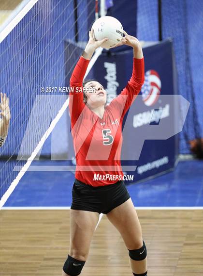 Thumbnail 3 in Fleming vs. La Veta  (CHSAA 1A Semifinal) photogallery.