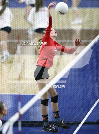 Thumbnail 2 in Fleming vs. La Veta  (CHSAA 1A Semifinal) photogallery.