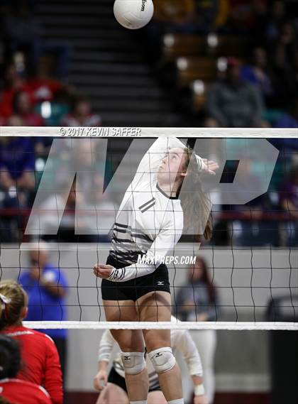 Thumbnail 2 in Fleming vs. La Veta  (CHSAA 1A Semifinal) photogallery.