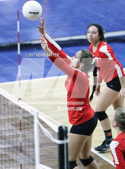 Thumbnail 2 in Fleming vs. La Veta  (CHSAA 1A Semifinal) photogallery.