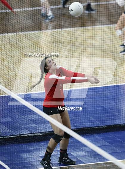 Thumbnail 3 in Fleming vs. La Veta  (CHSAA 1A Semifinal) photogallery.