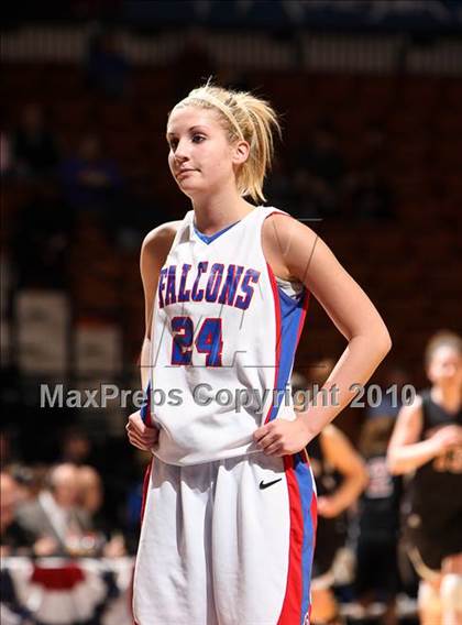 Thumbnail 2 in Portland vs. St. Paul Catholic (CIAC Class S Final) photogallery.