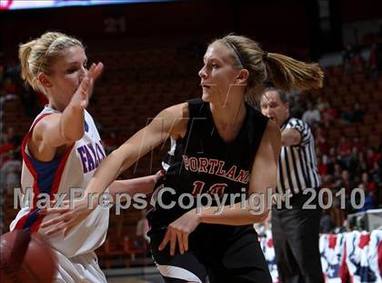 Thumbnail 2 in Portland vs. St. Paul Catholic (CIAC Class S Final) photogallery.