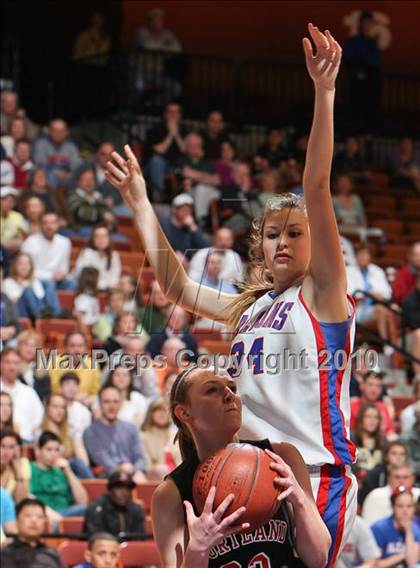 Thumbnail 3 in Portland vs. St. Paul Catholic (CIAC Class S Final) photogallery.