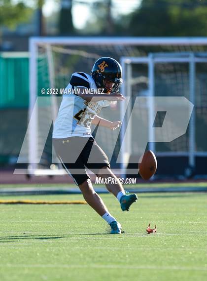 Thumbnail 3 in Thousand Oaks vs Newbury Park photogallery.