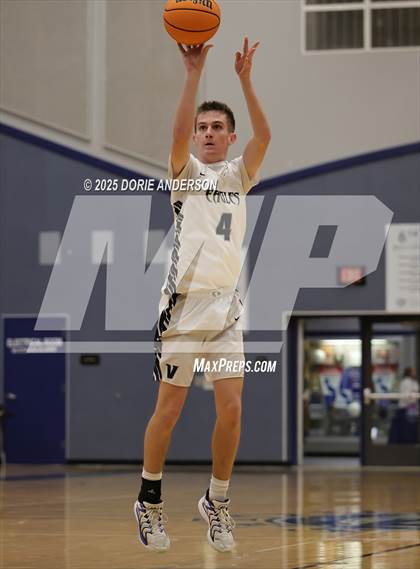 Thumbnail 1 in Tokay @ Vista del Lago photogallery.