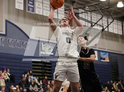 Thumbnail 1 in Tokay @ Vista del Lago photogallery.