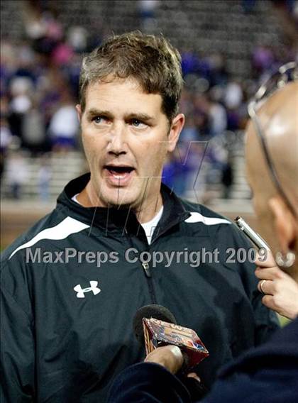 Thumbnail 3 in Elder @ St. Xavier (OHSAA D1 Playoffs) photogallery.