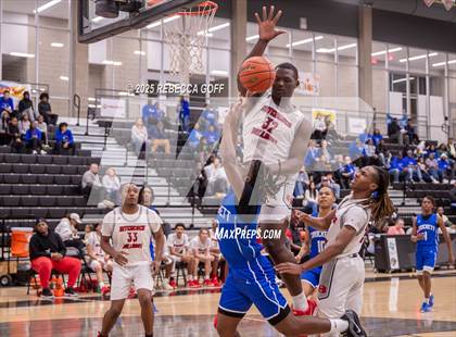 Thumbnail 3 in Crockett vs Hitchcock (UIL 3A DI Bi-District Playoff ) photogallery.