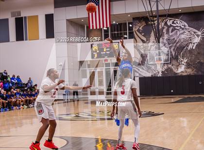 Thumbnail 2 in Crockett vs Hitchcock (UIL 3A DI Bi-District Playoff ) photogallery.