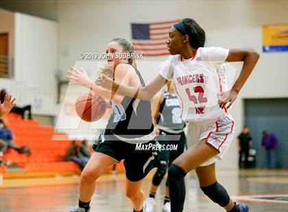 Thumbnail 3 in Princess Anne vs Cosby (StatVa Girls Basketball Classic) photogallery.