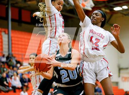 Thumbnail 3 in Princess Anne vs Cosby (StatVa Girls Basketball Classic) photogallery.