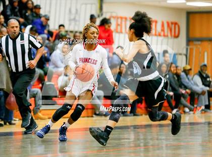 Thumbnail 2 in Princess Anne vs Cosby (StatVa Girls Basketball Classic) photogallery.