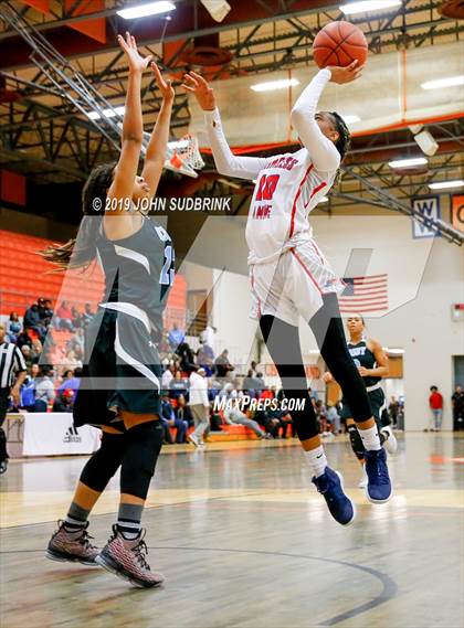 Thumbnail 1 in Princess Anne vs Cosby (StatVa Girls Basketball Classic) photogallery.