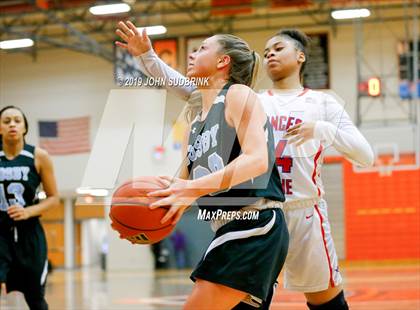 Thumbnail 2 in Princess Anne vs Cosby (StatVa Girls Basketball Classic) photogallery.