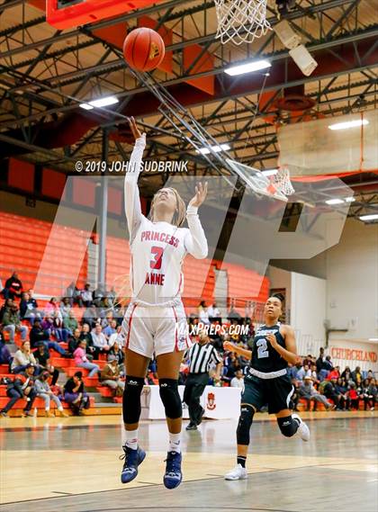 Thumbnail 3 in Princess Anne vs Cosby (StatVa Girls Basketball Classic) photogallery.