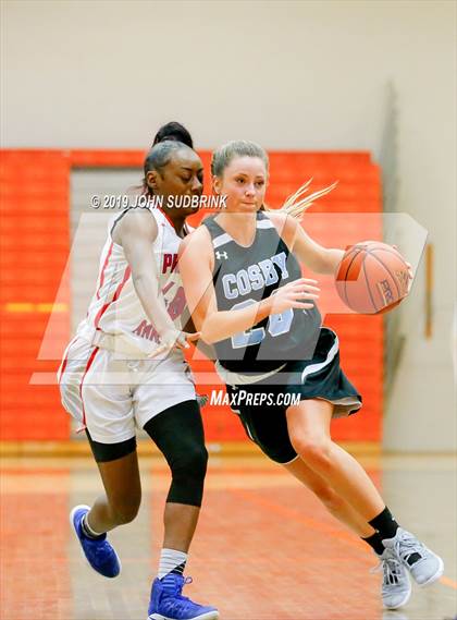 Thumbnail 3 in Princess Anne vs Cosby (StatVa Girls Basketball Classic) photogallery.