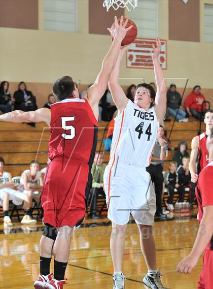 Thumbnail 2 in Webster vs. Luck photogallery.