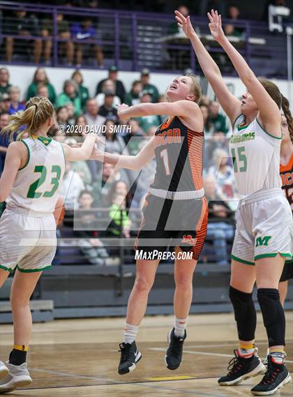 Thumbnail 3 in Macon vs. Maryville (MSHSAA Class 3 Quarterfinal) photogallery.