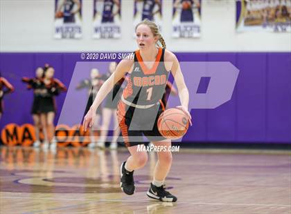 Thumbnail 1 in Macon vs. Maryville (MSHSAA Class 3 Quarterfinal) photogallery.