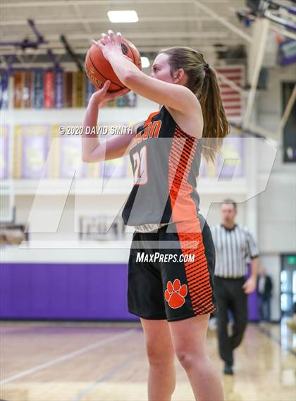 Thumbnail 3 in Macon vs. Maryville (MSHSAA Class 3 Quarterfinal) photogallery.