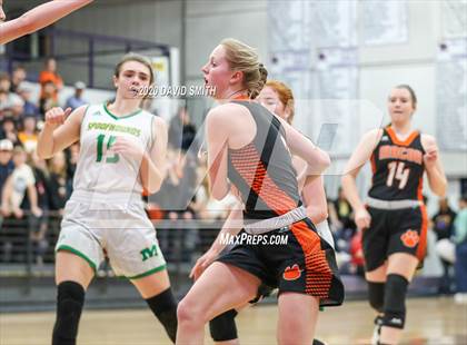 Thumbnail 2 in Macon vs. Maryville (MSHSAA Class 3 Quarterfinal) photogallery.