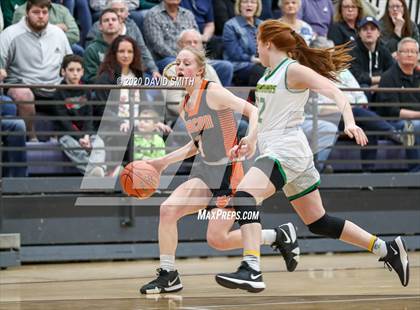 Thumbnail 1 in Macon vs. Maryville (MSHSAA Class 3 Quarterfinal) photogallery.