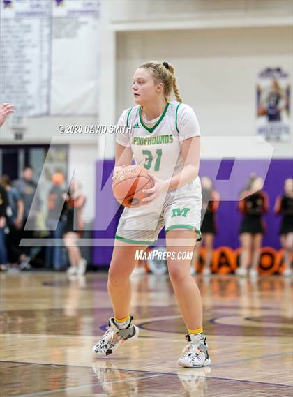 Thumbnail 2 in Macon vs. Maryville (MSHSAA Class 3 Quarterfinal) photogallery.