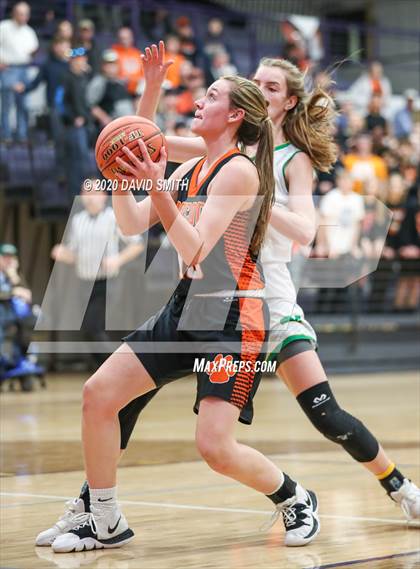 Thumbnail 3 in Macon vs. Maryville (MSHSAA Class 3 Quarterfinal) photogallery.