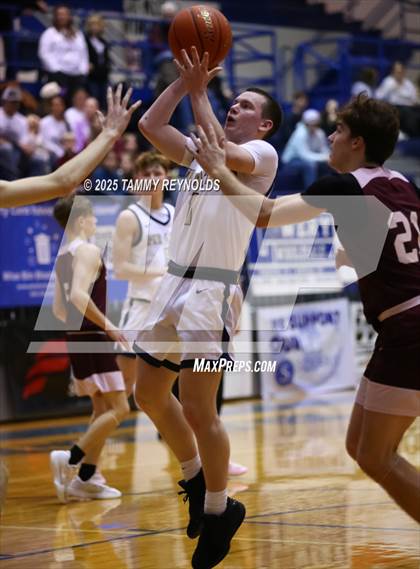 Thumbnail 2 in Perrin-Whitt vs. Saint Jo (UIL Basketball 1A D1 Region 3 Bi-District) photogallery.