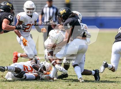 Thumbnail 1 in Mansfield vs. Bowie (Cotton Bowl Prep Showcase) photogallery.