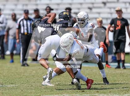 Thumbnail 2 in Mansfield vs. Bowie (Cotton Bowl Prep Showcase) photogallery.