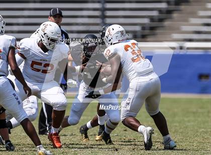 Thumbnail 3 in Mansfield vs. Bowie (Cotton Bowl Prep Showcase) photogallery.