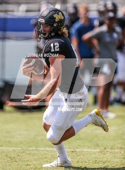 Thumbnail 3 in Mansfield vs. Bowie (Cotton Bowl Prep Showcase) photogallery.