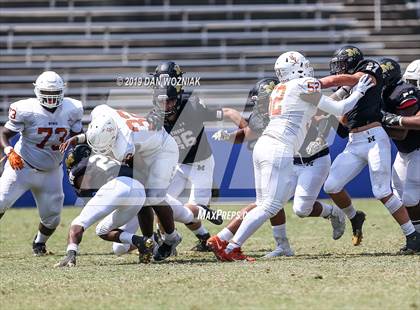 Thumbnail 3 in Mansfield vs. Bowie (Cotton Bowl Prep Showcase) photogallery.