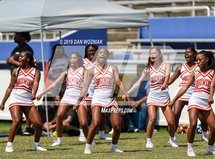 Thumbnail 2 in Mansfield vs. Bowie (Cotton Bowl Prep Showcase) photogallery.