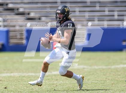 Thumbnail 1 in Mansfield vs. Bowie (Cotton Bowl Prep Showcase) photogallery.