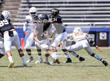 Thumbnail 2 in Mansfield vs. Bowie (Cotton Bowl Prep Showcase) photogallery.