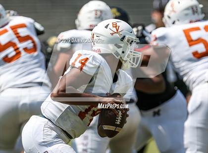 Thumbnail 3 in Mansfield vs. Bowie (Cotton Bowl Prep Showcase) photogallery.