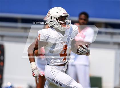 Thumbnail 3 in Mansfield vs. Bowie (Cotton Bowl Prep Showcase) photogallery.