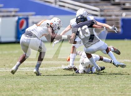 Thumbnail 1 in Mansfield vs. Bowie (Cotton Bowl Prep Showcase) photogallery.