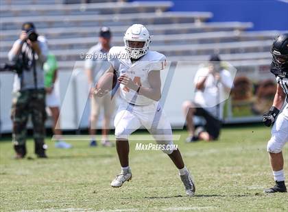 Thumbnail 3 in Mansfield vs. Bowie (Cotton Bowl Prep Showcase) photogallery.