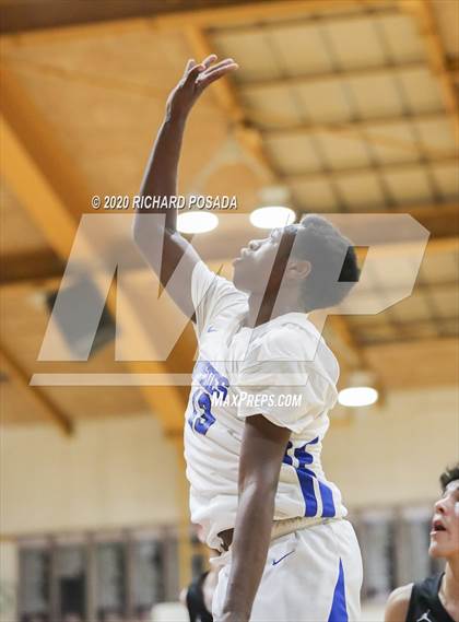 Thumbnail 3 in El Diamante vs. Hanford West (Poly Wilhelmsen Tournament) photogallery.