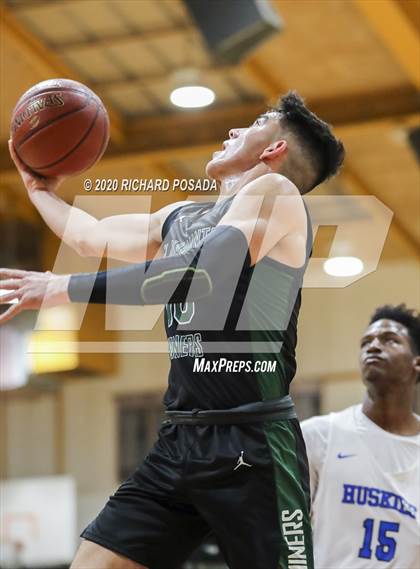 Thumbnail 1 in El Diamante vs. Hanford West (Poly Wilhelmsen Tournament) photogallery.