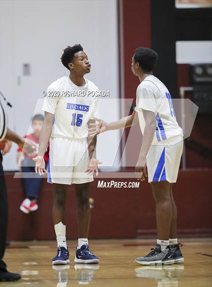 Thumbnail 3 in El Diamante vs. Hanford West (Poly Wilhelmsen Tournament) photogallery.